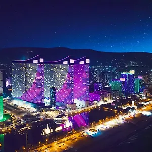 Апарт-отель Orbi City Star, Батуми